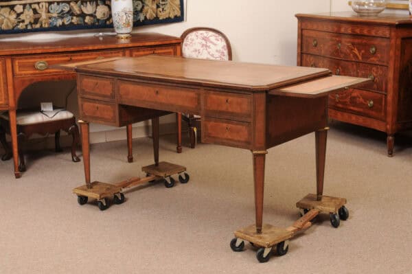 French Directoire Style Writing Table in Walnut and Kingswood with Brown Leather Top,  5 Drawers and Slides, 20th Century - Image 15