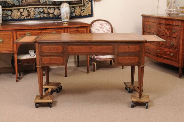 French Directoire Style Writing Table in Walnut and Kingswood with Brown Leather Top,  5 Drawers and Slides, 20th Century - Image 17