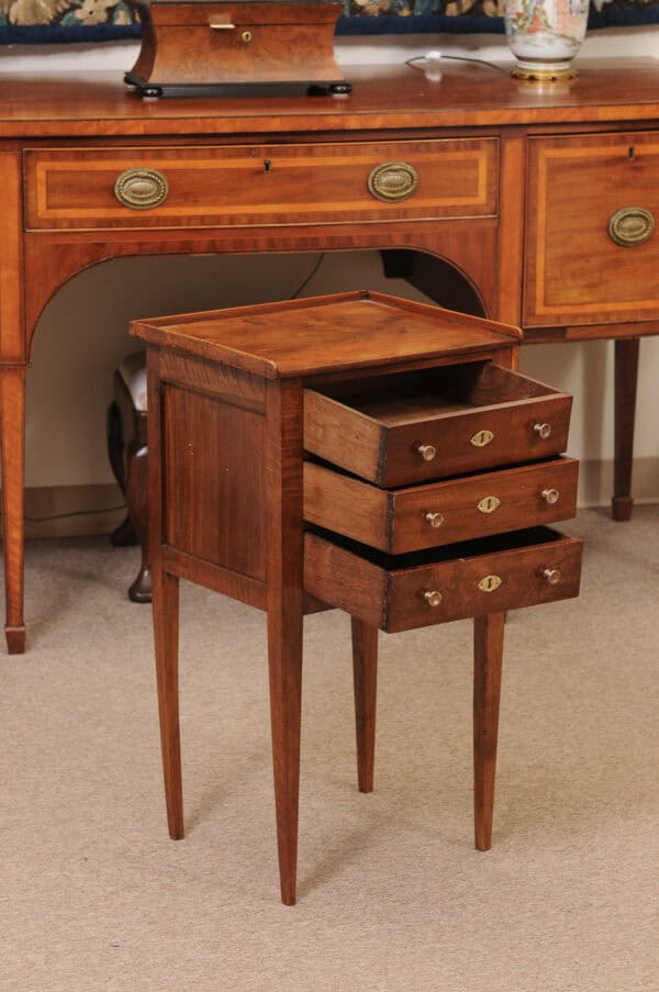 French Directoire Chevet ca. 1800 - Image 4