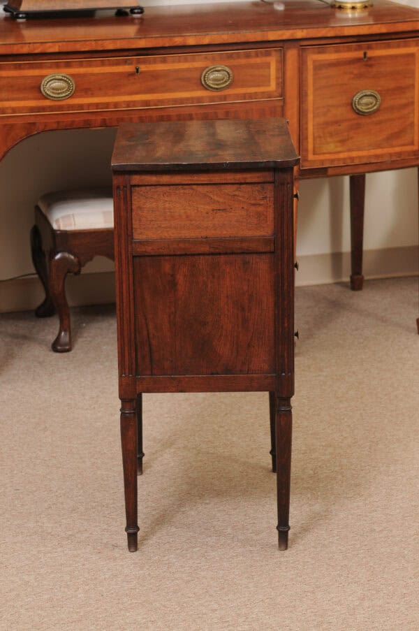 Directoire Walnut Chiffonier / Bedside Table, French Late 18th Century - Image 7