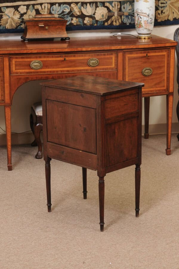 Directoire Walnut Chiffonier / Bedside Table, French Late 18th Century - Image 8