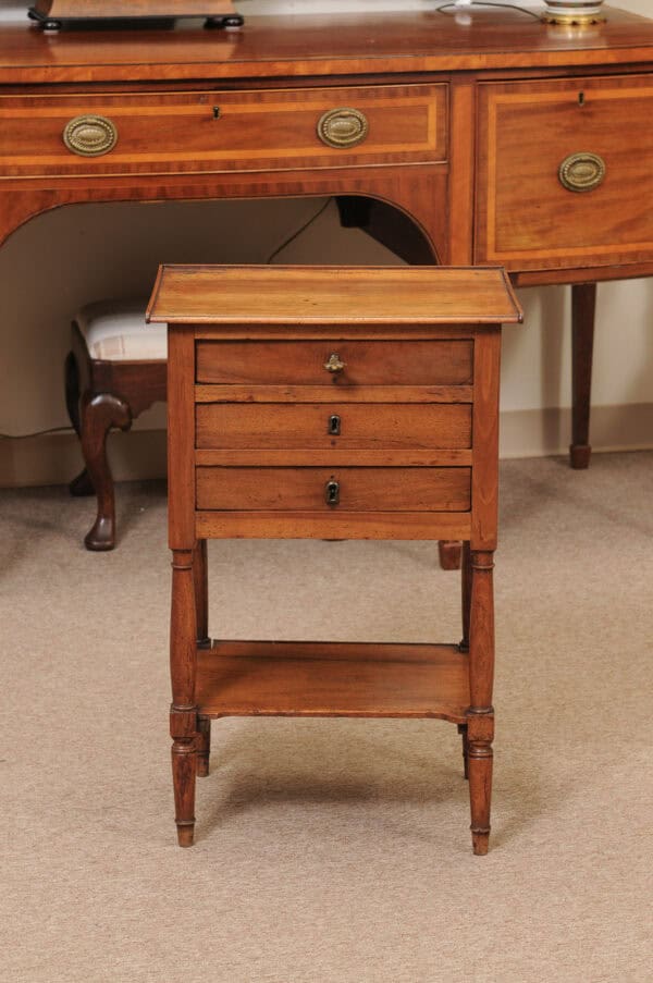 18th Century French Walnut Chiffonier / Bedside Table with 3 Drawers - Image 13