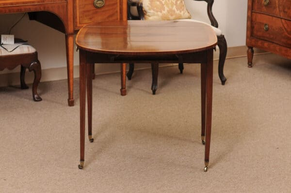 English George III Pembroke Table with Crossbanding and String Inlay - Image 14