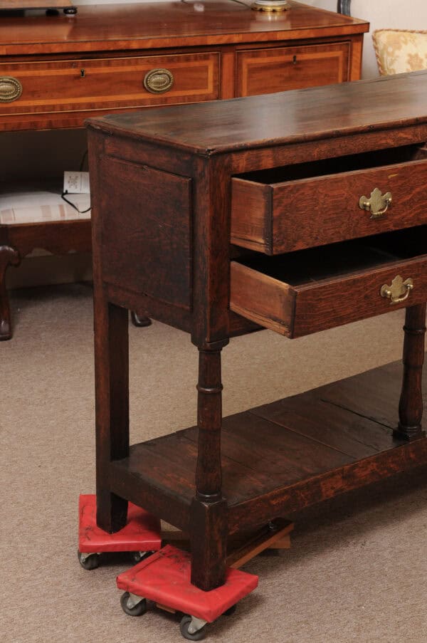 Late 18th Century English Oak Dresser Base with 5 Drawers, Arched Detail and Pot Board Below - Image 5