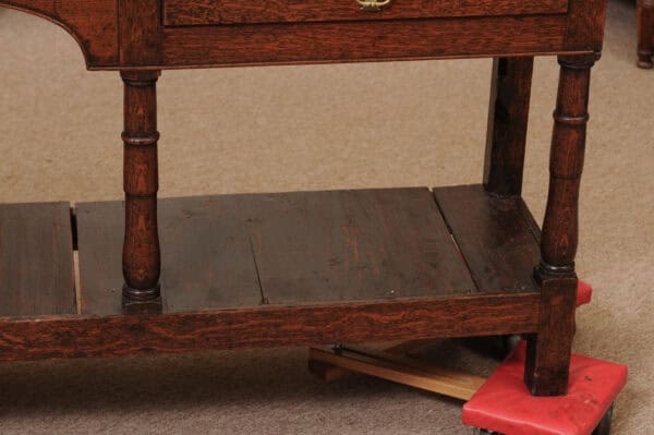 Late 18th Century English Oak Dresser Base with 5 Drawers, Arched Detail and Pot Board Below - Image 14