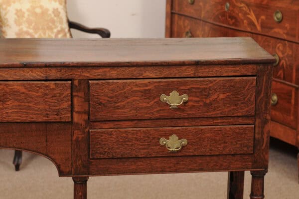 Late 18th Century English Oak Dresser Base with 5 Drawers, Arched Detail and Pot Board Below - Image 15