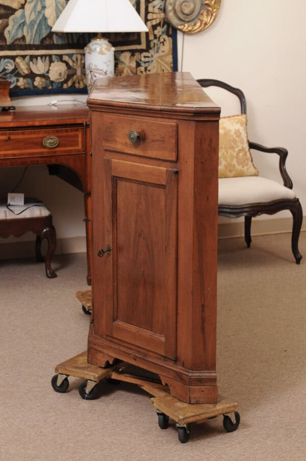 Italian Scantonata Walnut Credenza  with 4 Paneled doors , 19th Century - Image 11