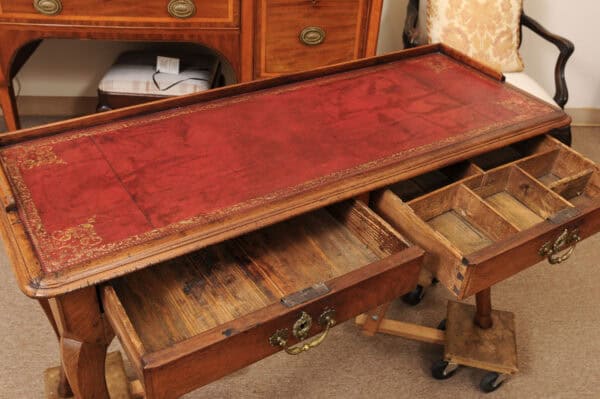18th Century French Louis XV Walnut Writing Table with Leather Top - Image 6