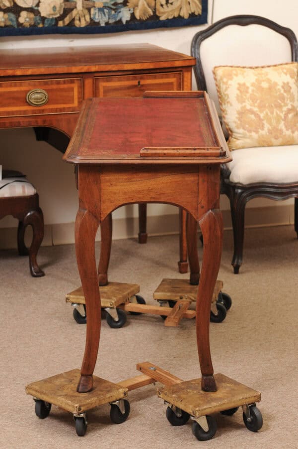 18th Century French Louis XV Walnut Writing Table with Leather Top - Image 12