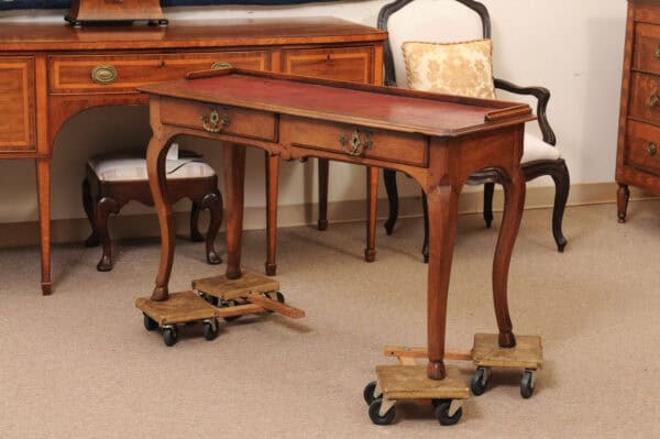 18th Century French Louis XV Walnut Writing Table with Leather Top - Image 13