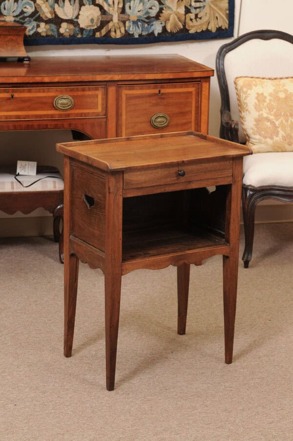 Walnut Chevet / Bedside Table with Drawer, French 18th Century - Image 3