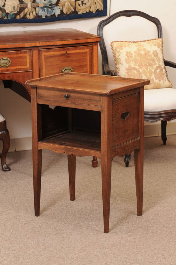 Walnut Chevet / Bedside Table with Drawer, French 18th Century - Image 12