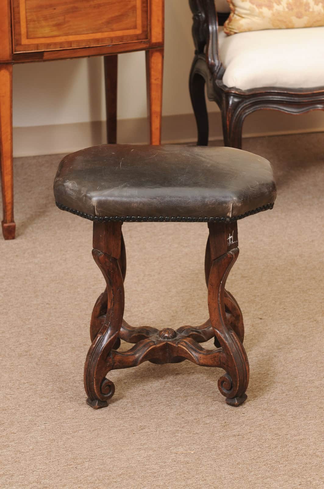 17th Century Italian Baroque Bench in Walnut - Image 13