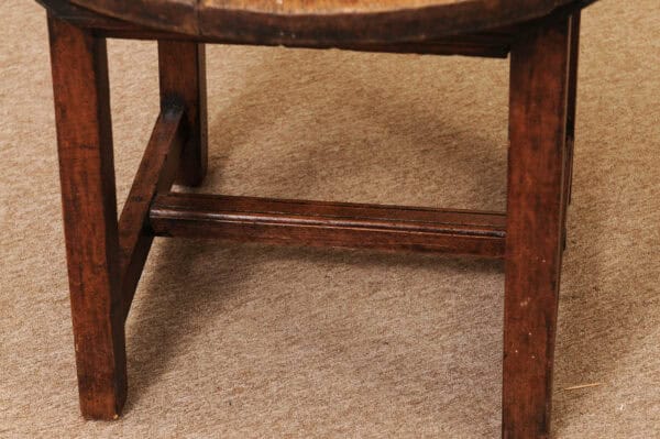 Low 19th Century Continental Elm Milking Table - Image 13