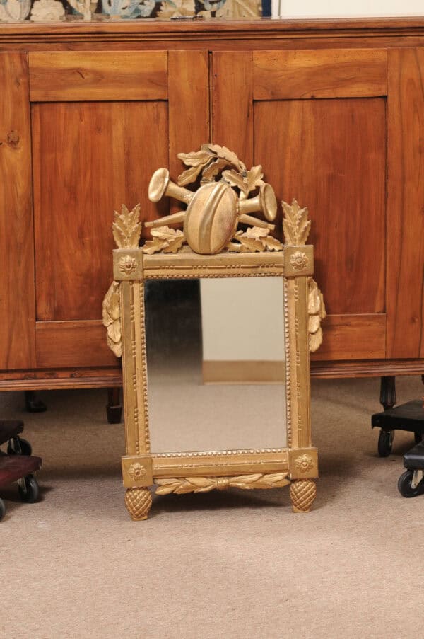 18th Century French Louis XVI Giltwood Mirror - Image 3