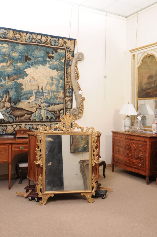 Large Italian Neoclassical Giltwood Mirror, Late 18th Century - Image 4