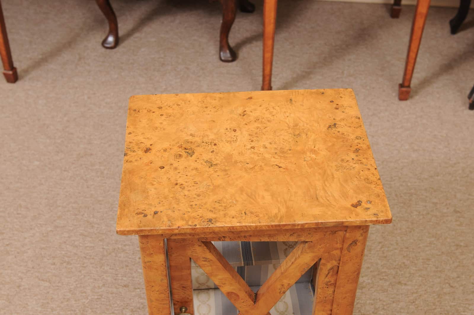 19th Century French Charles X Burled Elm Bedside Cabinet - Image 4