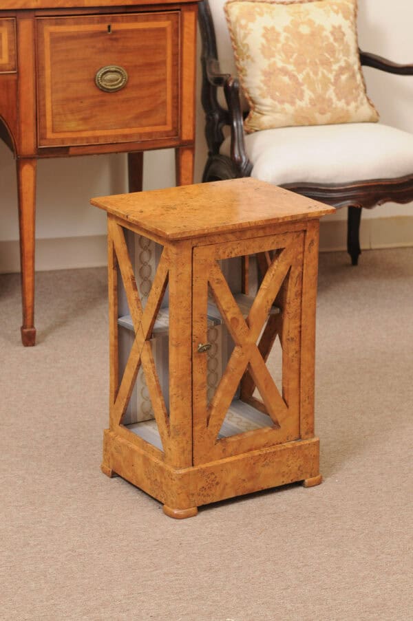 19th Century French Charles X Burled Elm Bedside Cabinet - Image 13