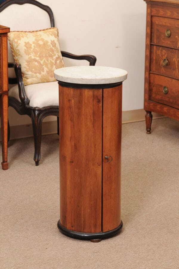 19th Century Italian Round Bedside Cabinet with Marble Top - Image 6