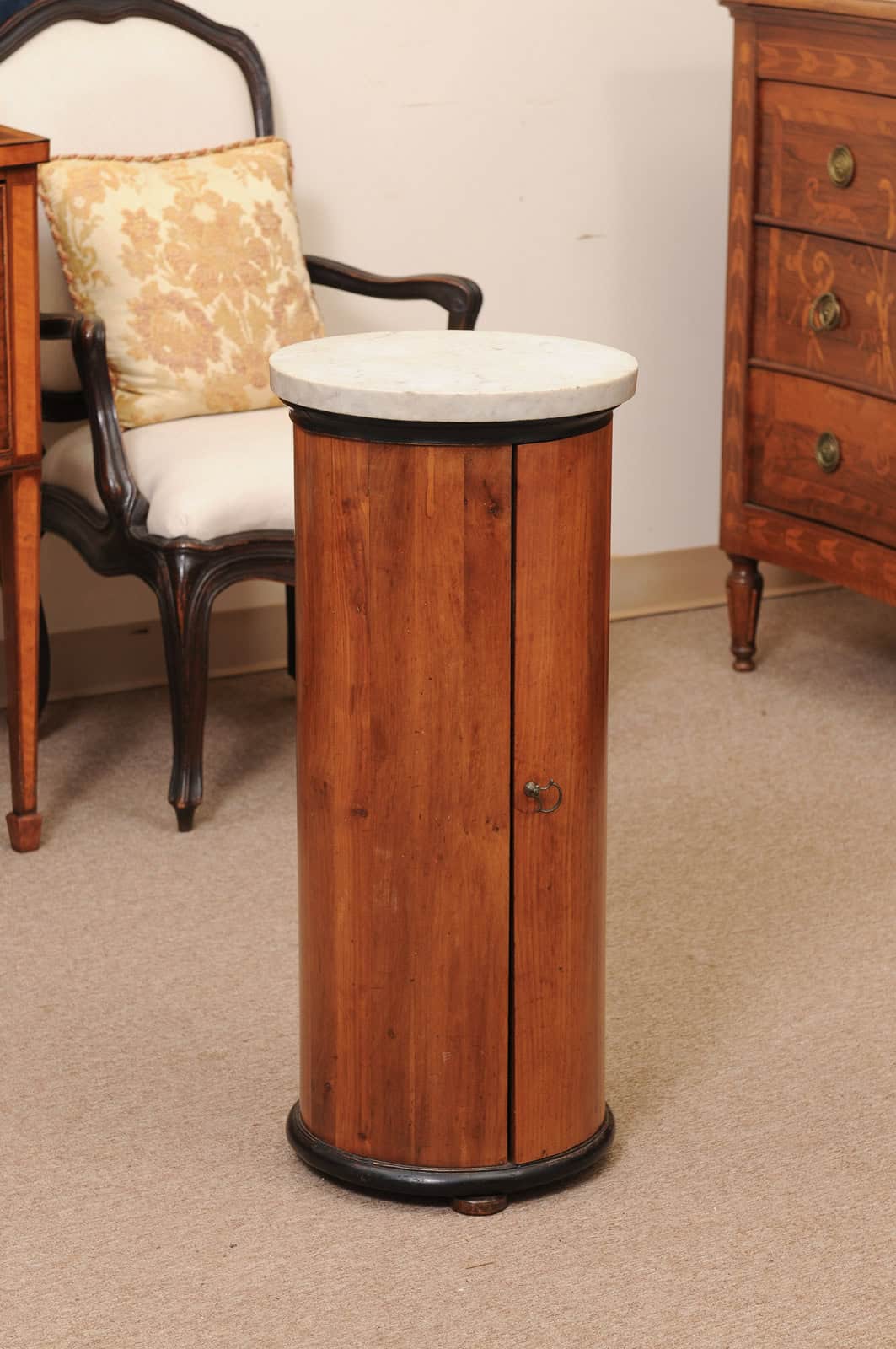 19th Century Italian Round Bedside Cabinet with Marble Top - Image 6