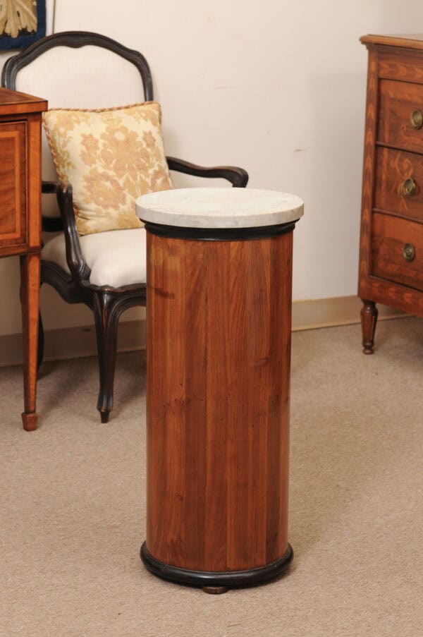 19th Century Italian Round Bedside Cabinet with Marble Top - Image 8