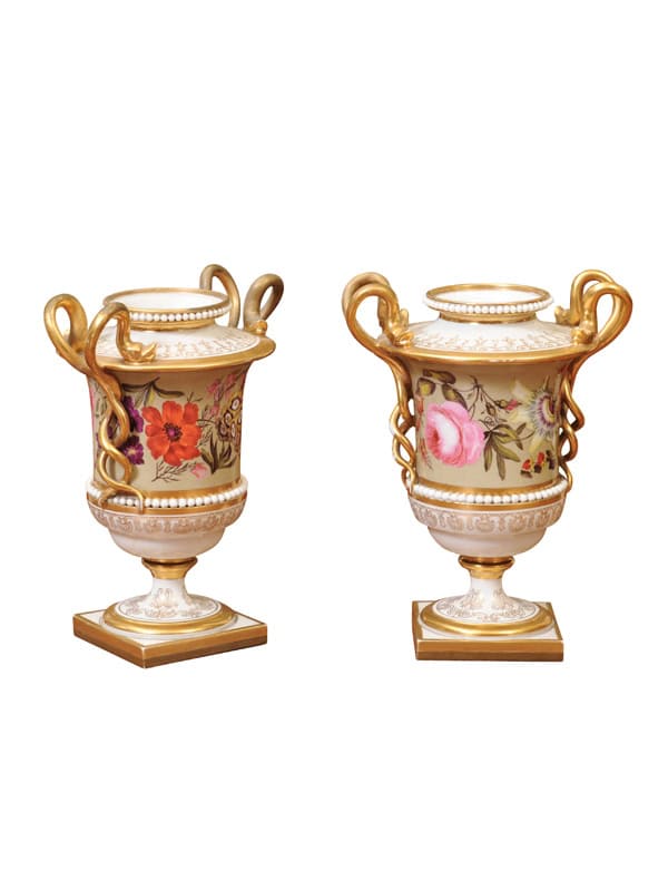 Pair of Flight Barr & Barr Porcelain Urns with Gilt Handles and Flower Head Design, Worcester, Early 19th Century