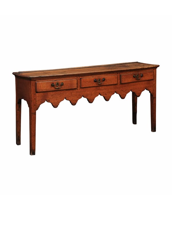 English 19th Century Dresser Base with Shaped Apron and 3 Drawers