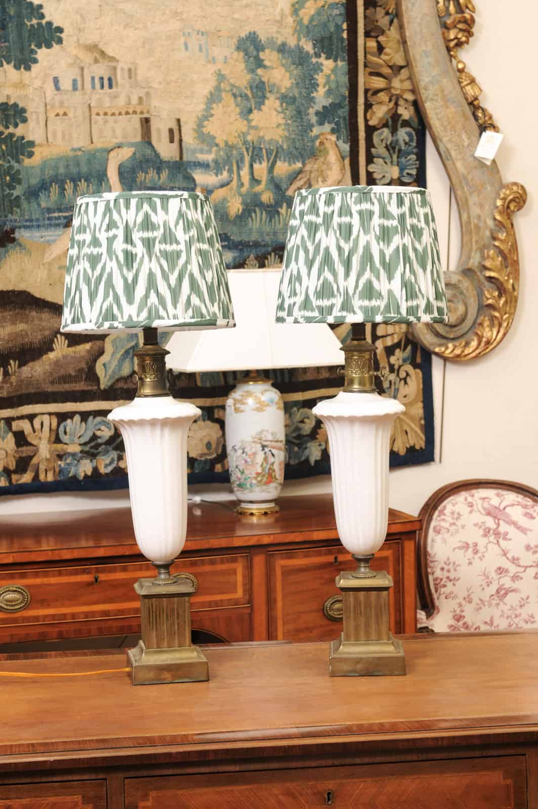 Pair of Vintage Neoclassical Urn Form White Ceramic Lamps with Gilt Metal Fluted Rectangular Bases and Green Shades - Image 7