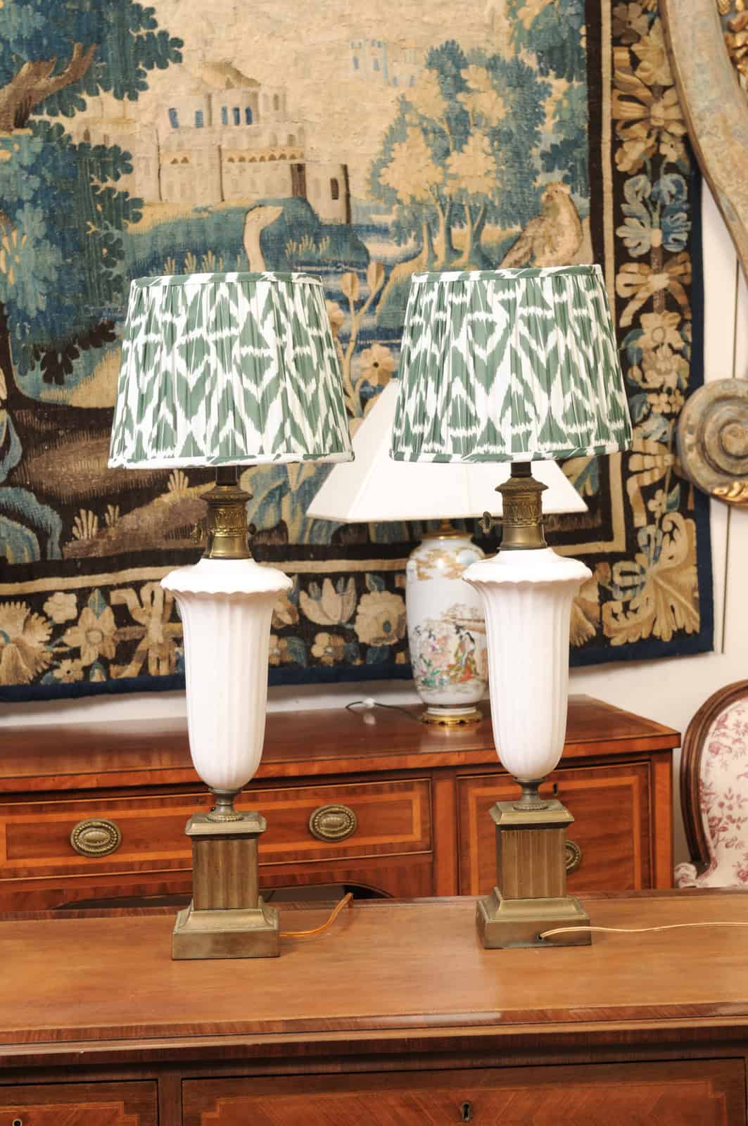Pair of Vintage Neoclassical Urn Form White Ceramic Lamps with Gilt Metal Fluted Rectangular Bases and Green Shades - Image 9