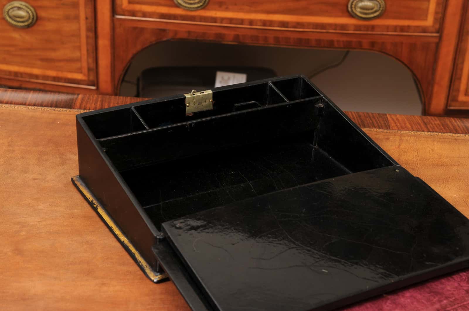 Paper Mache Black Painted Lapdesk with Dog scene and Mother of Pear Detail - Image 6