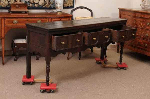 English 18th Century Oak Jacobean Style Dresser Base with Server with 3 Drawers, Shaped Apron and Turned Legs - Image 4