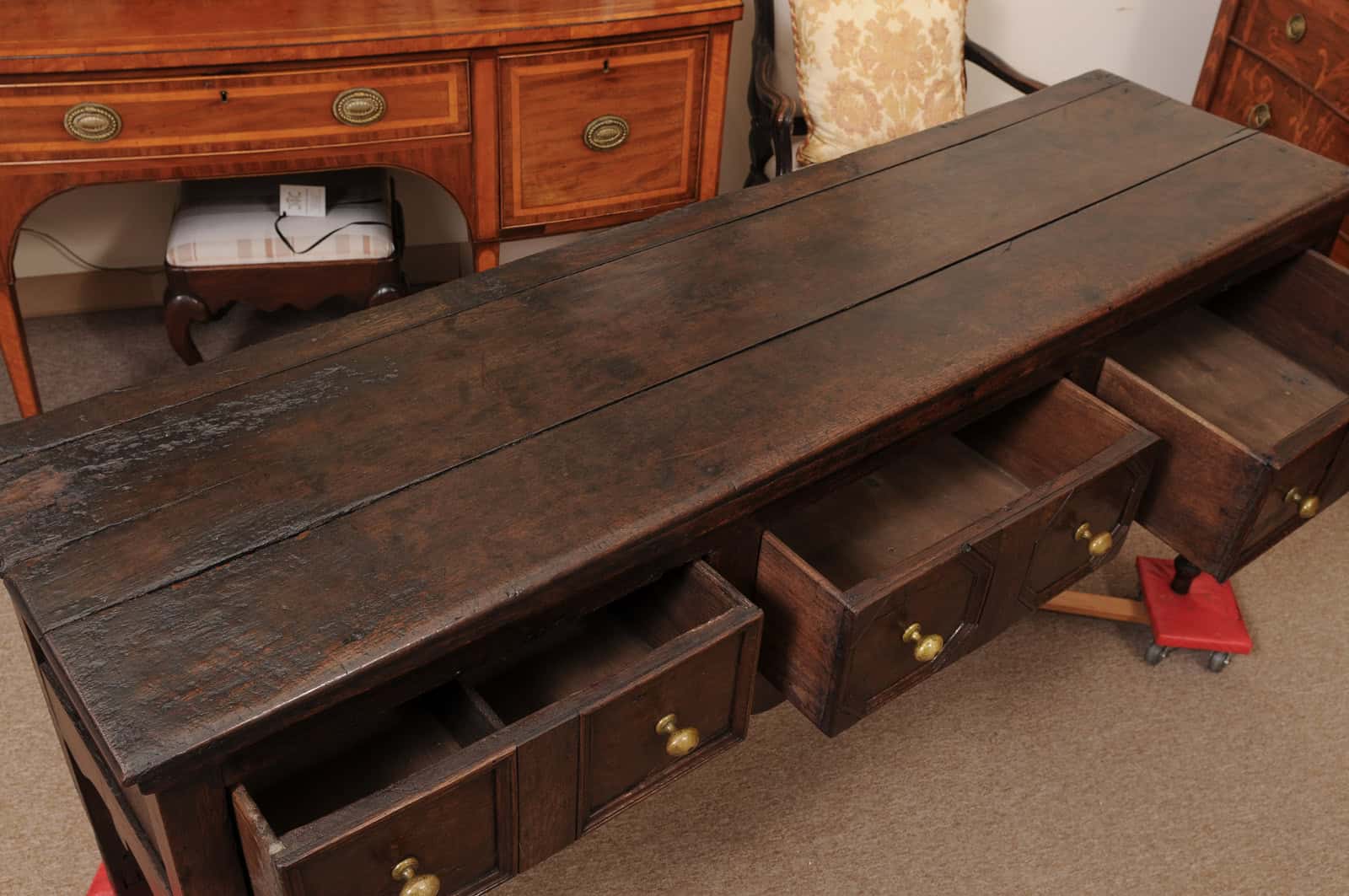 English 18th Century Oak Jacobean Style Dresser Base with Server with 3 Drawers, Shaped Apron and Turned Legs - Image 6