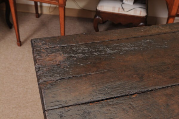 English 18th Century Oak Jacobean Style Dresser Base with Server with 3 Drawers, Shaped Apron and Turned Legs - Image 7