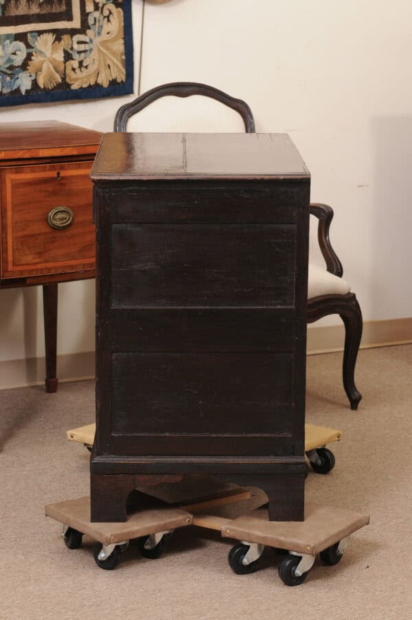 18th Century Jacobean Style Oak Chest with Bobbin Moulding, 4 Drawers and Bracket Feet - Image 12