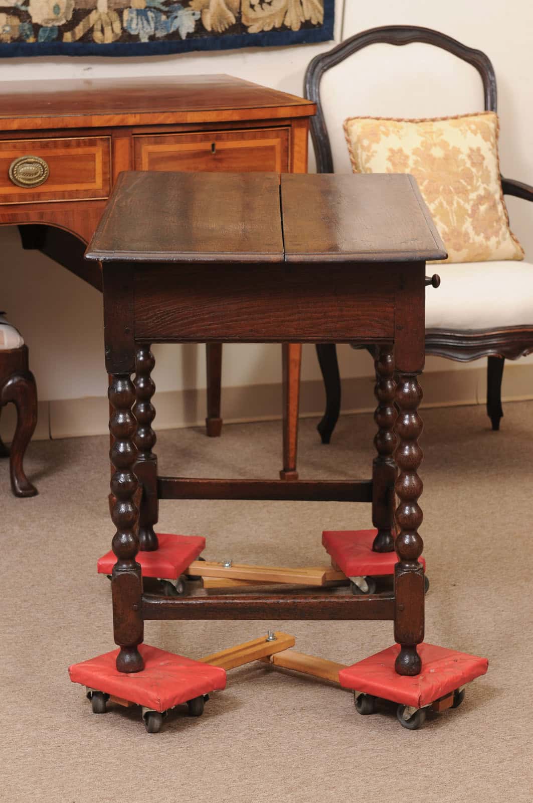 English 18th Century Oak Side Table with Bobbin Turned Legs - Image 7