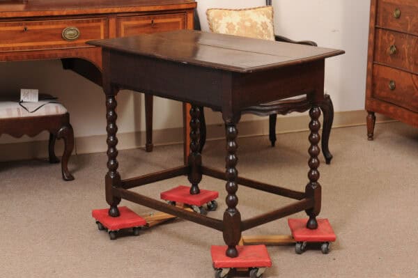 English 18th Century Oak Side Table with Bobbin Turned Legs - Image 8