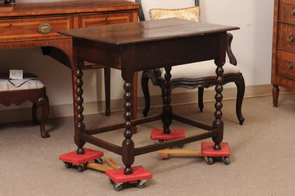 English 18th Century Oak Side Table with Bobbin Turned Legs - Image 10
