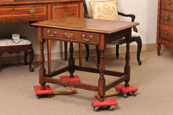 English 18th Century Side Table in Oak with Drawer, Bail Pulls, Turned Legs and Box Stretcher - Image 12