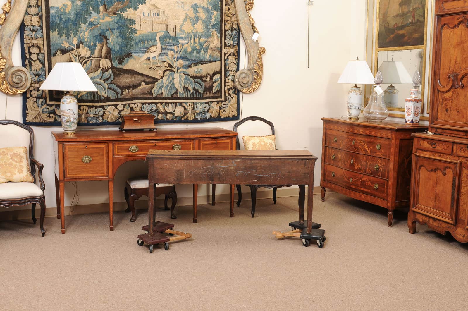 English 19th Century Dresser Base with Shaped Apron and 3 Drawers - Image 9