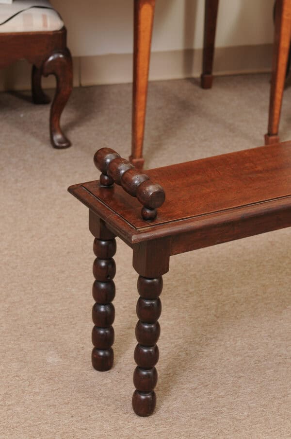 Late 19th Century English Oak Bobbin Turned Hall Bench - Image 4