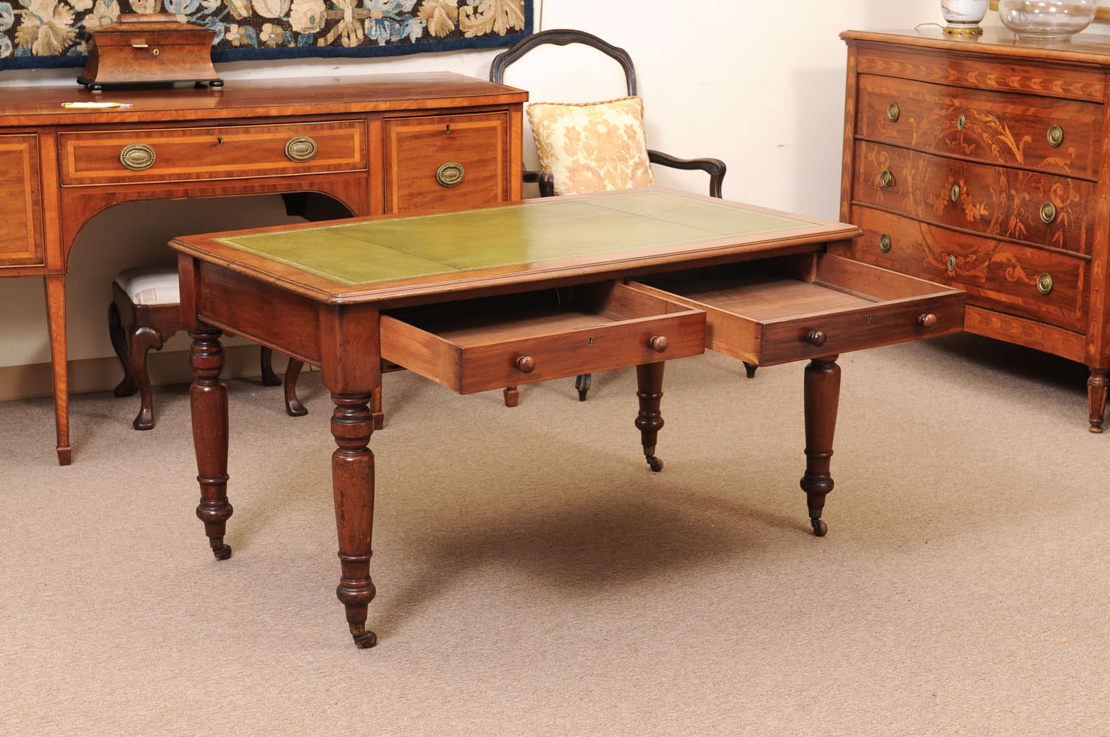 English 19th Century Mahogany Writing Table with Green Leather Top and 2 Drawers and Turned Legs Ending in Brass Caster Feet (Can be raised) - Image 5