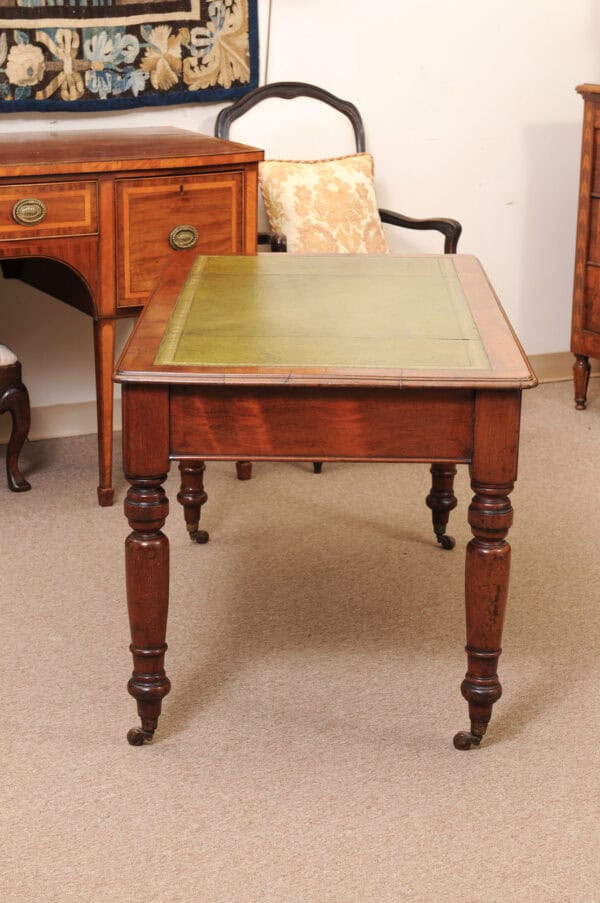 English 19th Century Mahogany Writing Table with Green Leather Top and 2 Drawers and Turned Legs Ending in Brass Caster Feet (Can be raised) - Image 8