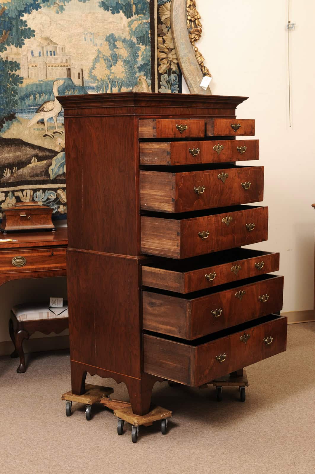 English Early 18th Century Walnut Chest on Chest with String Inlay - Image 5