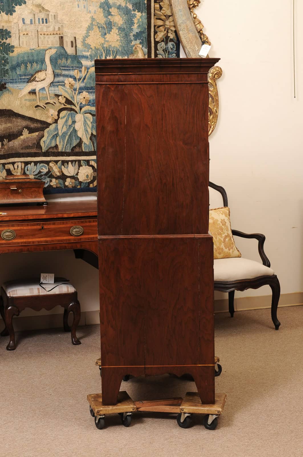 English Early 18th Century Walnut Chest on Chest with String Inlay - Image 8