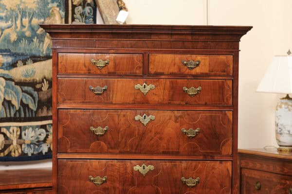 English Early 18th Century Walnut Chest on Chest with String Inlay - Image 15
